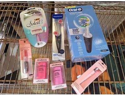 Gadgets, Music & Pastimes (A999) - Lot 954