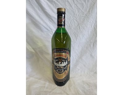 Glenfiddich Pure Malt Scotch Whisky collection com...