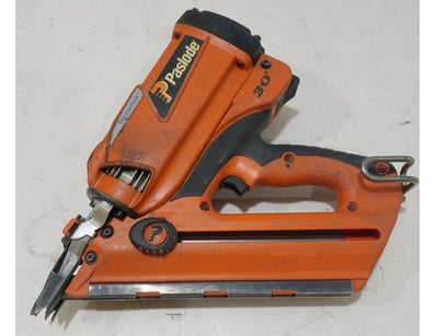 MOSTLY UNRESERVED Carpentry Business Closure - Lot 61