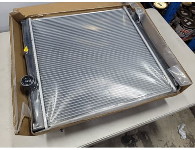 Unclaimed Freight (GCA1001) - Lot 386