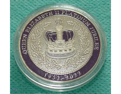 1952-2022 SILVER PLATED QELL PLATINUM JUBILEE COIN...