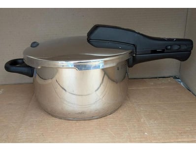 Whitegoods & Appliances (A1005) - Lot 540