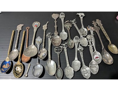 The Curio Collection (A991) - Lot 646