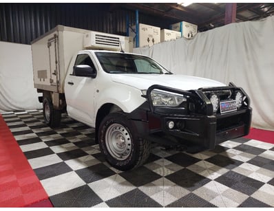 Passenger, Luxury & Commercial Vehicles Auction - Lot 205