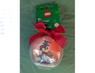 **UNRESERVED** LIFETIME COLLECTION OF LEGO PART... - Lot 269