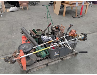 Sporting Gear, Home & Decor (WAA980) - Lot 91