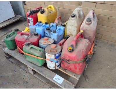Pallet Lot of Used Jerry cans - Used to fill petro...