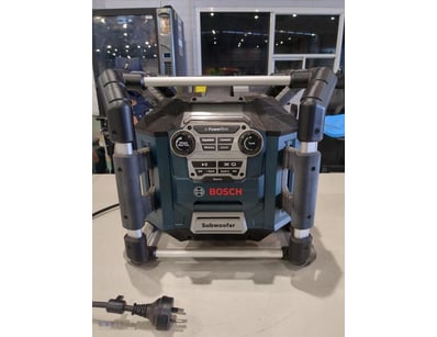 Bosch PowerBox jobsite radio and speaker system fe...