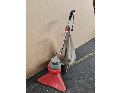 Outdoor vacuum, Victa Vac 500 outdoor vacuum clean...