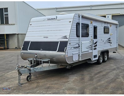 <b>2011 Creative Caravans Grant Tourer Designer Se...