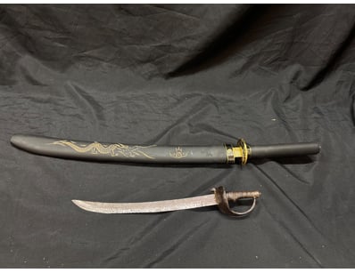 Antiques, Vintage & Interior Treasures (A1005) - Lot 826