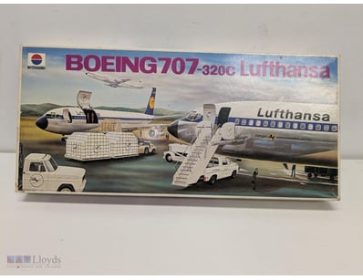 MITTO KAGAKU BOEING 707-320C LUFTHANSA MODEL KIT

...