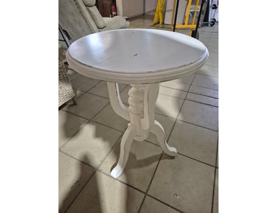 Round Table, White, Painted Timber style

Dimensio...