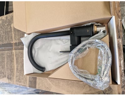 Home Improvement, DIY & Hardware (A976) - Lot 46