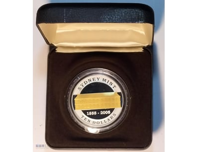 RARE 2005 SILVER COIN  SELECTIVE CENTER GOLD PLATI...