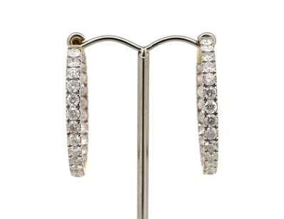 Diamonds Are A Woman's Best Friend (A976) - Lot 2204