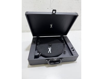 Retro turntable case, model FMRTCLGBK2MK2

STYLES ...