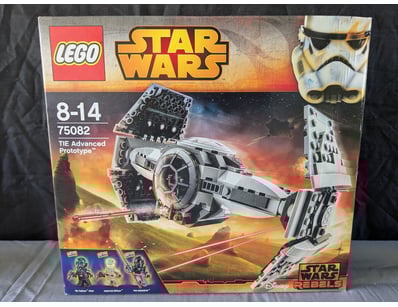 **UNRESERVED** LIFETIME COLLECTION OF LEGO PART... - Lot 149