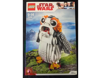 **UNRESERVED** COOKIE'S LIFETIME COLLECTION OF ... - Lot 657