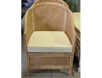 Rattan chair, cream cushion 

Dimensions: H 90cm...