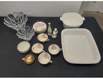 VINTAGE FLORAL PORCELAIN DINNERWARE SET WITH CRYST...