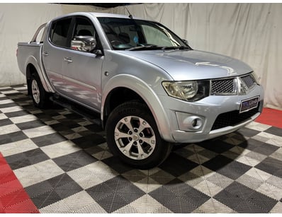 <b>2013 Mitsubishi Triton GLX-R Dual Cab Utility -...