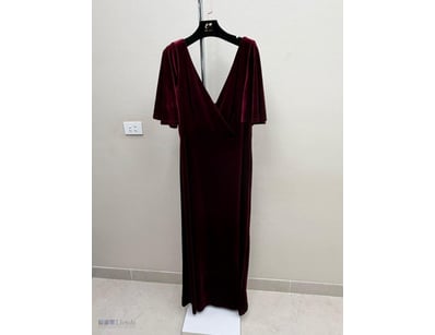 BURGUNDY VELVET EVENING GOWN WITH FLUTTER SLEEVES
...