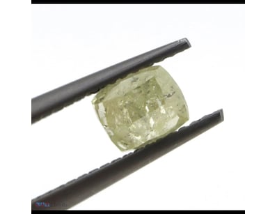 1.07CT TDW, NATURAL FANCY YELLOW DIAMOND     

Cus...