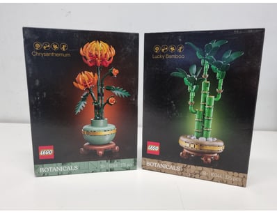 LEGO BOTANICALS COLLECTION - CHRYSANTHEMUM AND LUC...