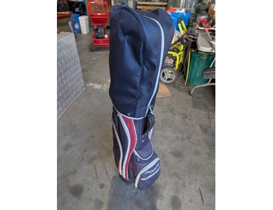 Cleveland Golf club set, left handed in navy blue ...