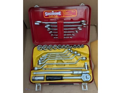 Sidchrome Tool Box, 28 Pieces Spanners Model 350-0...