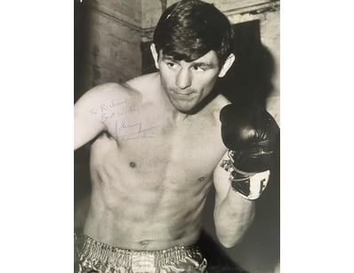 Mancave & Memorabilia (A991) - Lot 1403