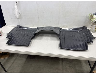 Unclaimed Freight (GCA995) - Lot 402