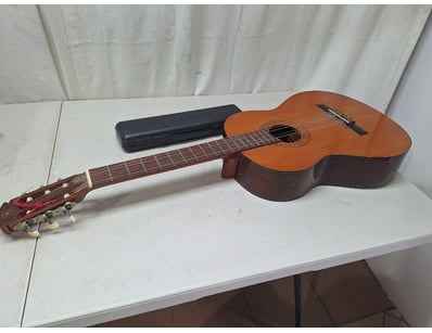 Gadgets, Music & Pastimes (A982) - Lot 2682