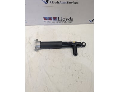 UNRESERVED Airport - Lost Property (A980) - Lot 584