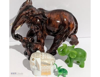 ASSORTED ELEPHANT FIGURINES

Incl Ceramic, Glass &...