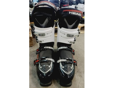 Head Next Edge men's ski boots.
Size: 33.0

