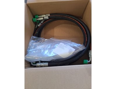 Assorted airhoses and fittings

