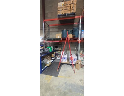 Distribution Business Equipment Liquidation (ON... - Lot 570