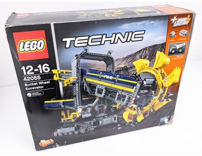 The Curio Collection (A993) - Lot 1007