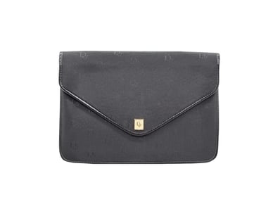 Designer Vault (A985) - Lot 6532