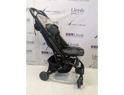 UNRESERVED Airport - Lost Property (A980) - Lot 514