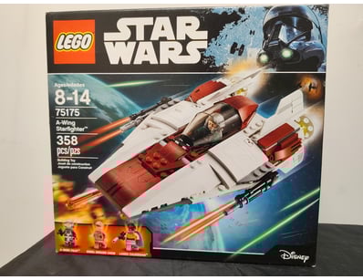 **UNRESERVED** COOKIE'S LIFETIME COLLECTION OF ... - Lot 143