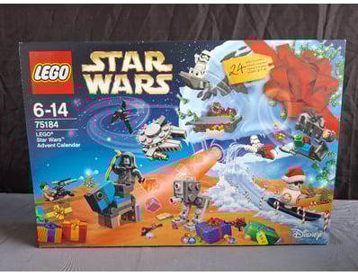 **UNRESERVED** LIFETIME COLLECTION OF LEGO PART... - Lot 236