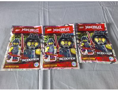 **UNRESERVED** LIFETIME COLLECTION OF LEGO PART... - Lot 205