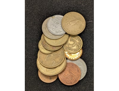 COLLECTION OF INTERNATIONAL CURRENCY

Various De...