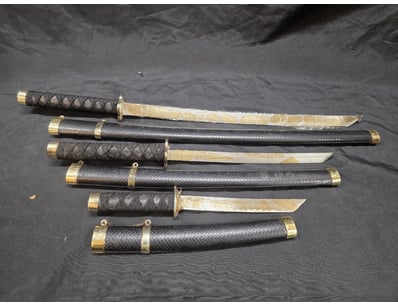 Antiques, Vintage & Interior Treasures (A1005) - Lot 805