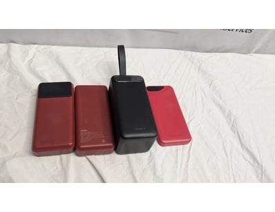 UNRESERVED Airport - Lost Property (A980) - Lot 429