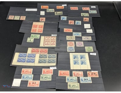 EXTENSIVE COLLECTION OF VINTAGE AUSTRALIAN POSTAGE...