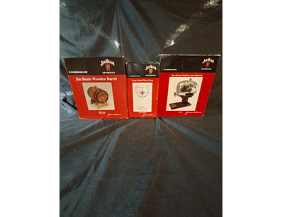 Mancave & Memorabilia (A1007) - Lot 2237